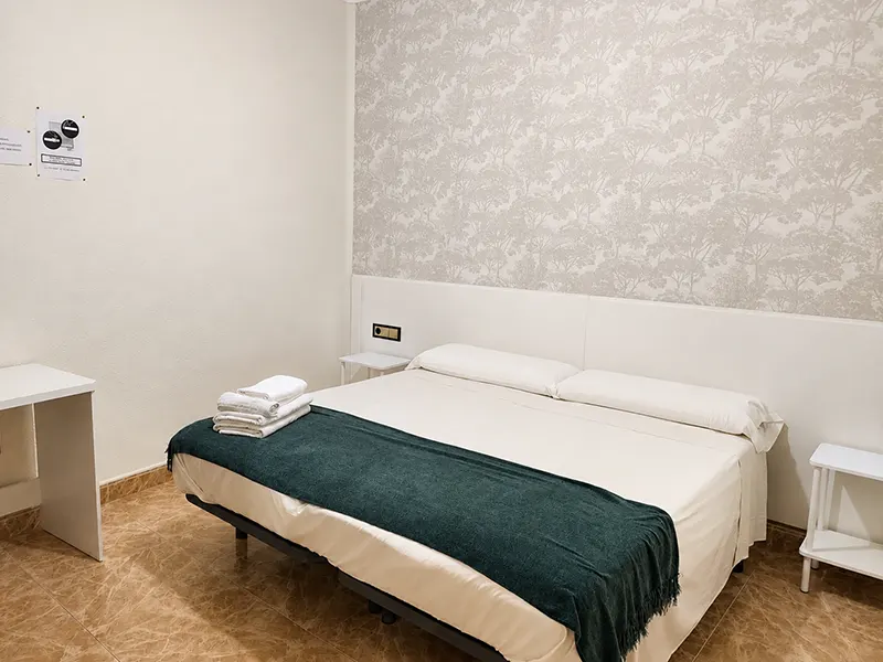 Habitación doble con baño privado