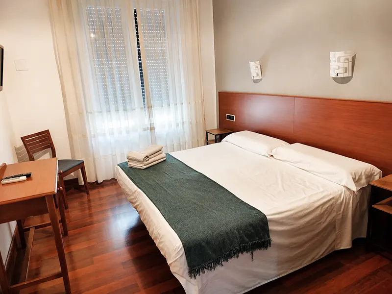 Habitación doble con baño compartido